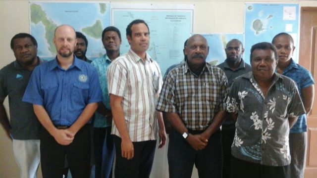 Photo shows Minister of Lands Ralph Regenvanu with Director of Lands Department, other members of the Advisory Committee and consultant Steven Tahi at the first briefing